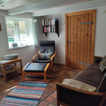 Fischerkate-mit-schoenem-garten Feriehus Böhl