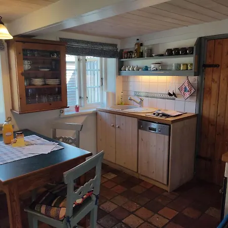 Fischerkate-mit-schoenem-garten Tatil Evi Sankt Peter-Ording
