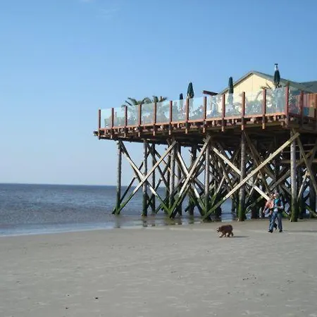 Fischerkate-mit-schoenem-garten Дом отдыха