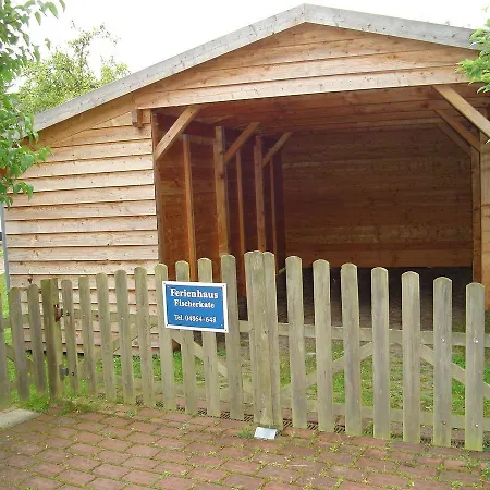 Fischerkate-mit-schoenem-garten Sankt Peter-Ording