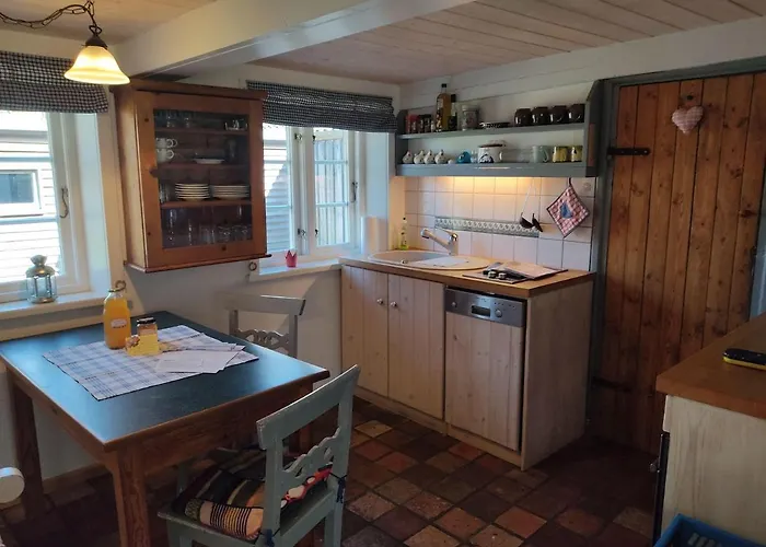 Fischerkate-mit-schoenem-garten Feriehus Böhl