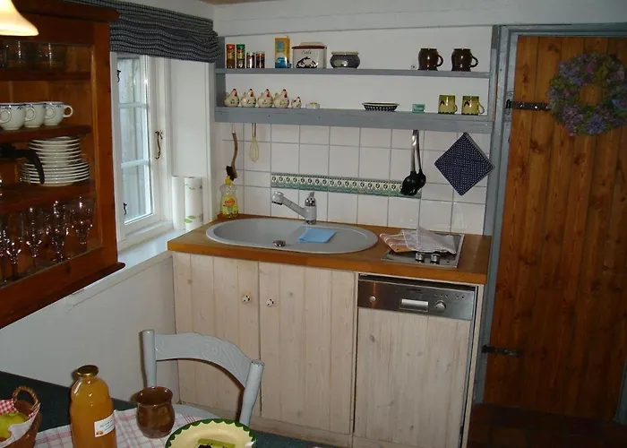 Feriehus Fischerkate-mit-schoenem-garten