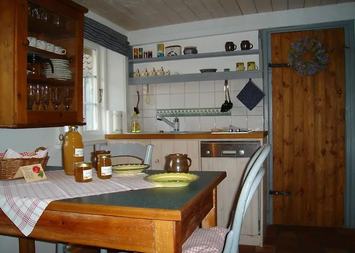 Fischerkate-mit-schoenem-garten Feriehus Böhl